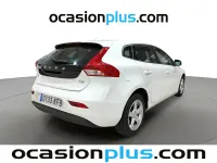 Usado Volvo V40 Kinetic 122 CV (89 kW) 2017 Blanco Berlina