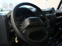 Usado Land Rover Defender 122 CV (89 kW) 2014 Blanco Familiar