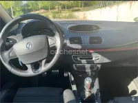 Usado Renault Mégane III Dynamique 115 CV (84 kW) 2013 Marrón Berlina