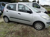 Usado Hyundai i10 Style 66 CV (48 kW) 2008 Gris / plata Utilitario