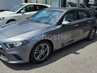 Usado Mercedes A180 116 CV (85 kW) 2019 Gris / plata Berlina