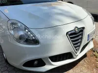 Usado Alfa Romeo Giulietta Distinctive 170 CV (125 kW) 2012 Blanco Utilitario