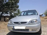 Usado Citroën Saxo 75 CV (55 kW) 2002 Gris / plata Utilitario