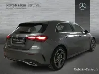 Usado Mercedes A180 AMG line 116 CV (85 kW) 2024 Gris montaña Berlina
