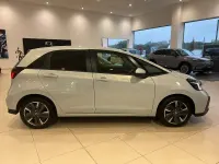 Usado Honda Jazz Advance 122 CV (89 kW) 2024 Blanco Utilitario