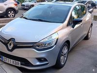 Usado Renault Clio IV LIMITED 90 CV (66 kW) 2017 Gris / plata Berlina