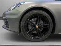 Usado Porsche Panamera 4S 440 CV (323 kW) 2018 Gris / plata Utilitario