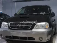 Usado Kia Carnival LX 144 CV (105 kW) 2005 Negro Monovolumen