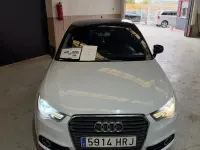 Usado Audi A1 Attraction 105 CV (77 kW) 2010 Blanco Utilitario