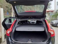 Usado Volvo V60 CC Summum 190 CV (139 kW) 2016 Negro Familiar