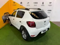 Usado Dacia Sandero Essentiel 73 CV (53 kW) 2018 Blanco Berlina