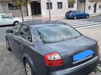 Usado Audi A4 130 CV (95 kW) 2002 Gris / plata Berlina