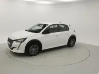 Usado Peugeot e-208 Active 100 kW (136 CV) 2023 Blanco Utilitario