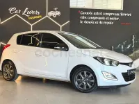 Usado Hyundai i20 85 CV (62 kW) 2014 Blanco Utilitario