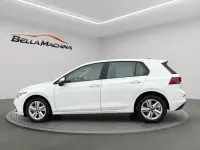 Usado VW Golf VIII Life 115 CV (84 kW) 2022 Blanco Berlina