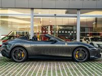 Nuevo Ferrari Roma 628 CV (461 kW) 2025 Gris Descapotable
