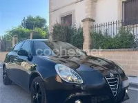 Usado Alfa Romeo Giulietta Distinctive 105 CV (77 kW) 2014 Negro Utilitario