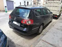 Usado VW Passat Highline 140 CV (102 kW) 2006 Marrón Familiar