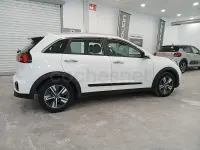 Usado Kia Niro 141 CV (103 kW) 2022 Blanco SUV
