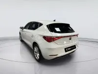 Usado Seat Leon Style 115 CV (84 kW) 2021 Blanco Berlina