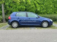 Usado VW Golf IV Highline 105 CV (77 kW) 2005 Azul Berlina