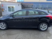 Usado Ford Focus Trend 95 CV (69 kW) 2011 Negro Berlina