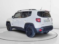 Usado Jeep Renegade Night Eagle 140 CV (102 kW) 2016 Blanco SUV