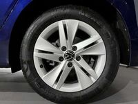 Usado VW Golf VIII 150 CV (110 kW) 2024 Azul Berlina