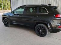 Usado Jeep Cherokee Overland 200 CV (147 kW) 2017 Negro SUV