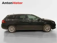 Usado Peugeot 308 SW Style 130 CV (95 kW) 2020 Negro Familiar