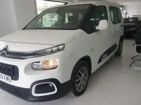 Usado Citroën Berlingo Feel 100 CV (73 kW) 2018 Blanco Monovolumen