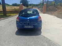 Usado Renault Clio II 75 CV (55 kW) 2010 Azul Berlina