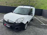 Usado Opel Combo 95 CV (69 kW) 2018 Blanco Monovolumen