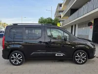 Usado Citroën Berlingo PureTech 130 CV (95 kW) 2019 Negro Monovolumen