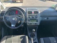 Usado VW Touran Highline 140 CV (102 kW) 2008 Gris / plata Monovolumen