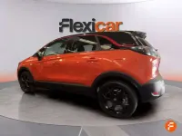 Usado Opel Crossland GS Line 131 CV (96 kW) 2022 Naranja SUV