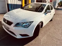 Usado Seat Leon ST Style 125 CV (91 kW) 2013 Blanco Familiar