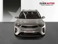 Usado Kia Stonic Active 101 CV (74 kW) 2025 Plateado SUV