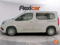Usado Toyota Proace City City 102 CV (75 kW) 2024 Blanco Monovolumen