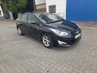 Usado Hyundai i40 115 CV (84 kW) 2013 Negro Berlina