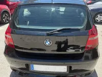 Usado BMW 116 122 CV (89 kW) 2009 Negro Utilitario