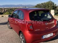 Usado Nissan Micra Acenta 80 CV (58 kW) 2014 Granate Utilitario