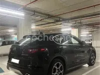 Usado Alfa Romeo Stelvio 180 CV (132 kW) 2018 Negro SUV