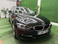 Begagnad BMW 320 Luxury Line 184 HK (135 kW) 2013 Svart Sedan