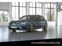 Usado Mercedes A180 AMG line 116 CV (85 kW) 2022 Denim blue  metallic paint Berlina