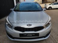 Usado Kia Ceed GT 90 CV (66 kW) 2016 Gris / plata Berlina