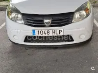 Usado Dacia Sandero Base 75 CV (55 kW) 2012 Blanco Berlina