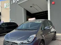 Usado Hyundai ix20 Style 115 CV (84 kW) 2018 Gris Utilitario