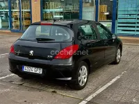 Usado Peugeot 308 Premium 112 CV (82 kW) 2009 Negro Berlina