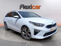 Usado Kia Ceed 136 CV (100 kW) 2020 Blanco Utilitario